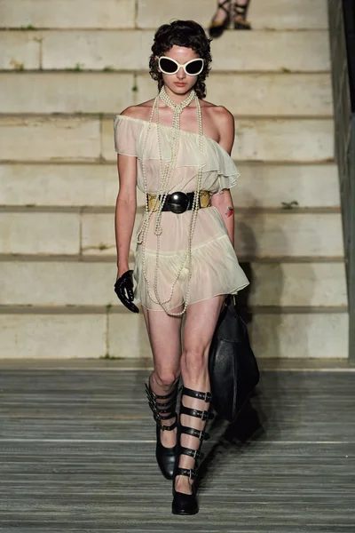 Look 56